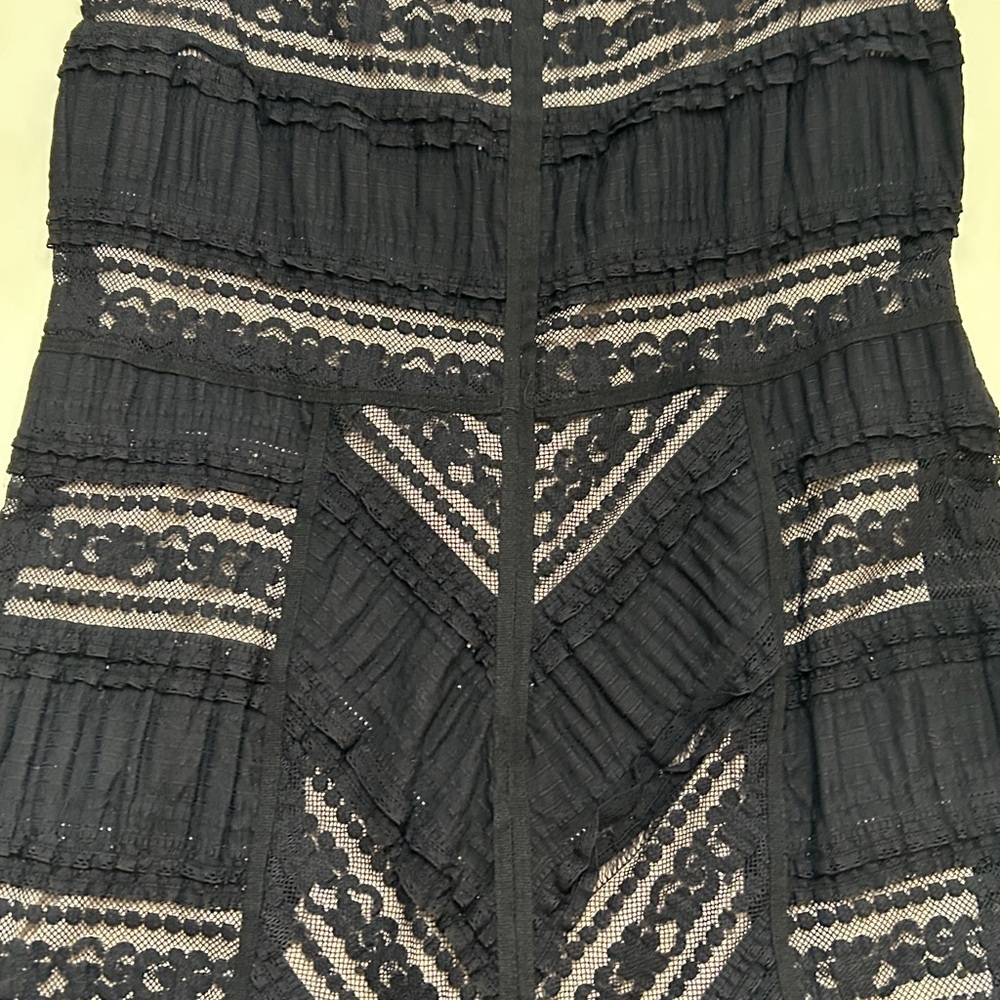 VENUS Black High Low Lace Dress - Picture 16 of 16